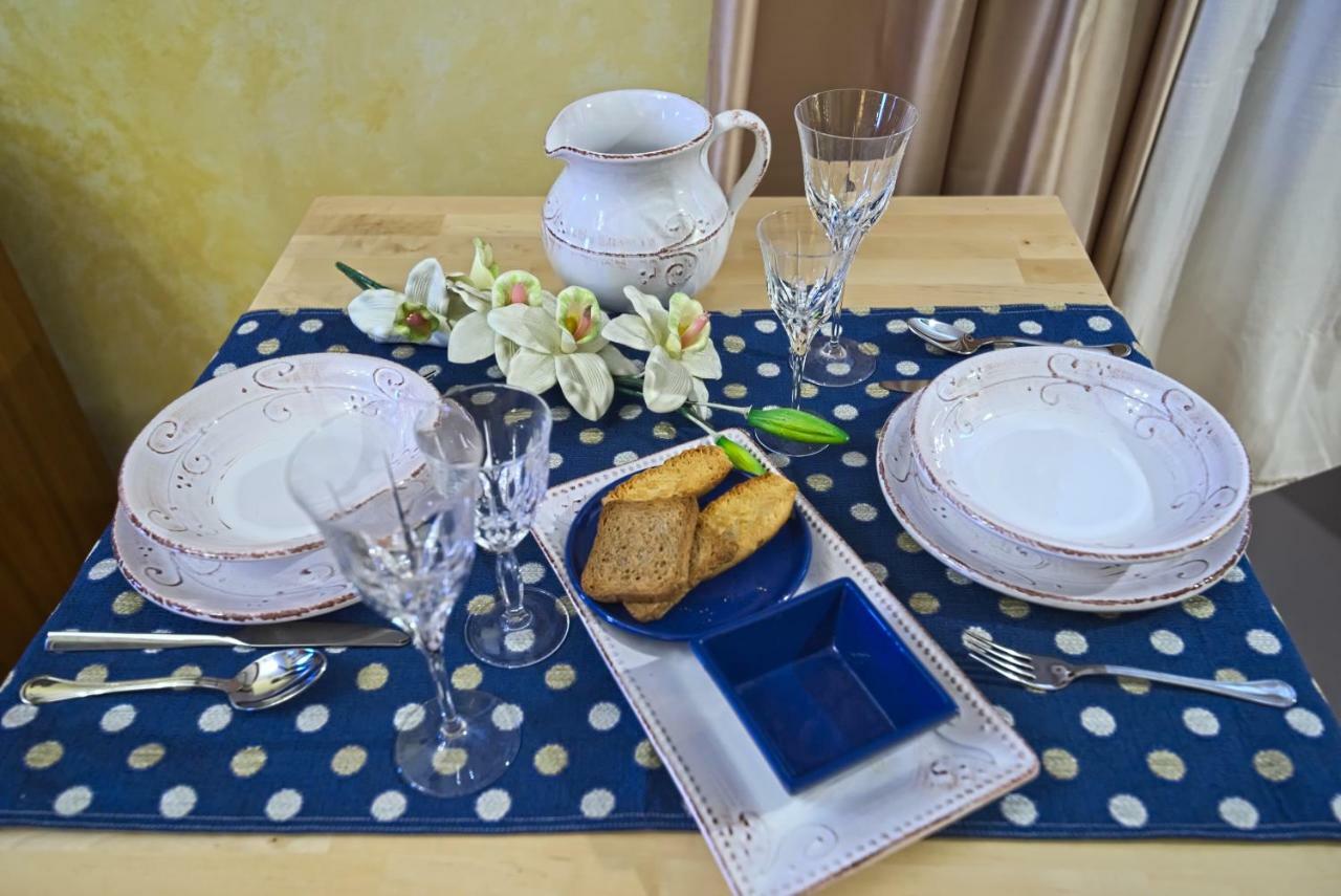 Residenza Sara Apartment Venesia Bagian luar foto