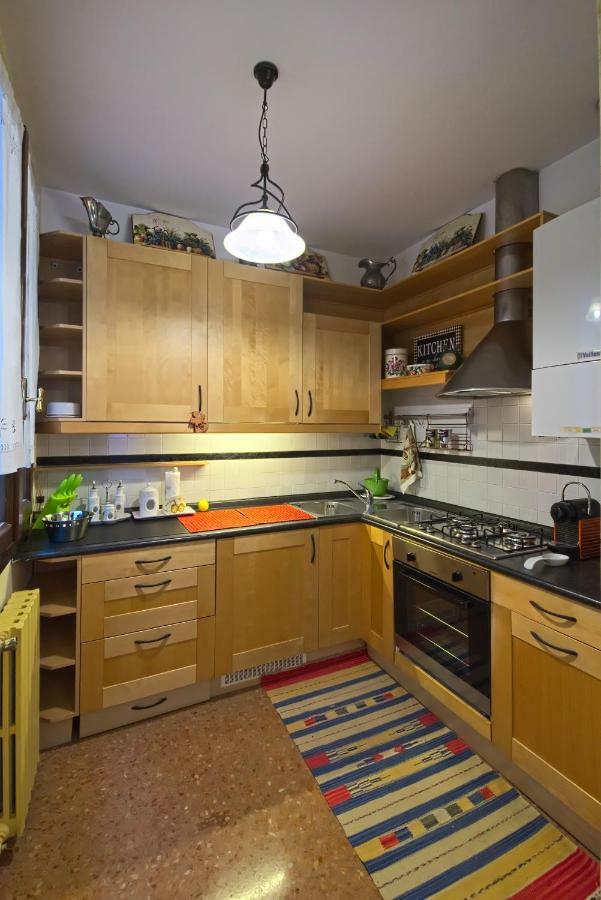 Residenza Sara Apartment Venesia Bagian luar foto